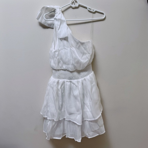 Mainstrip One Shoulder Dress - Picture 1 of 8